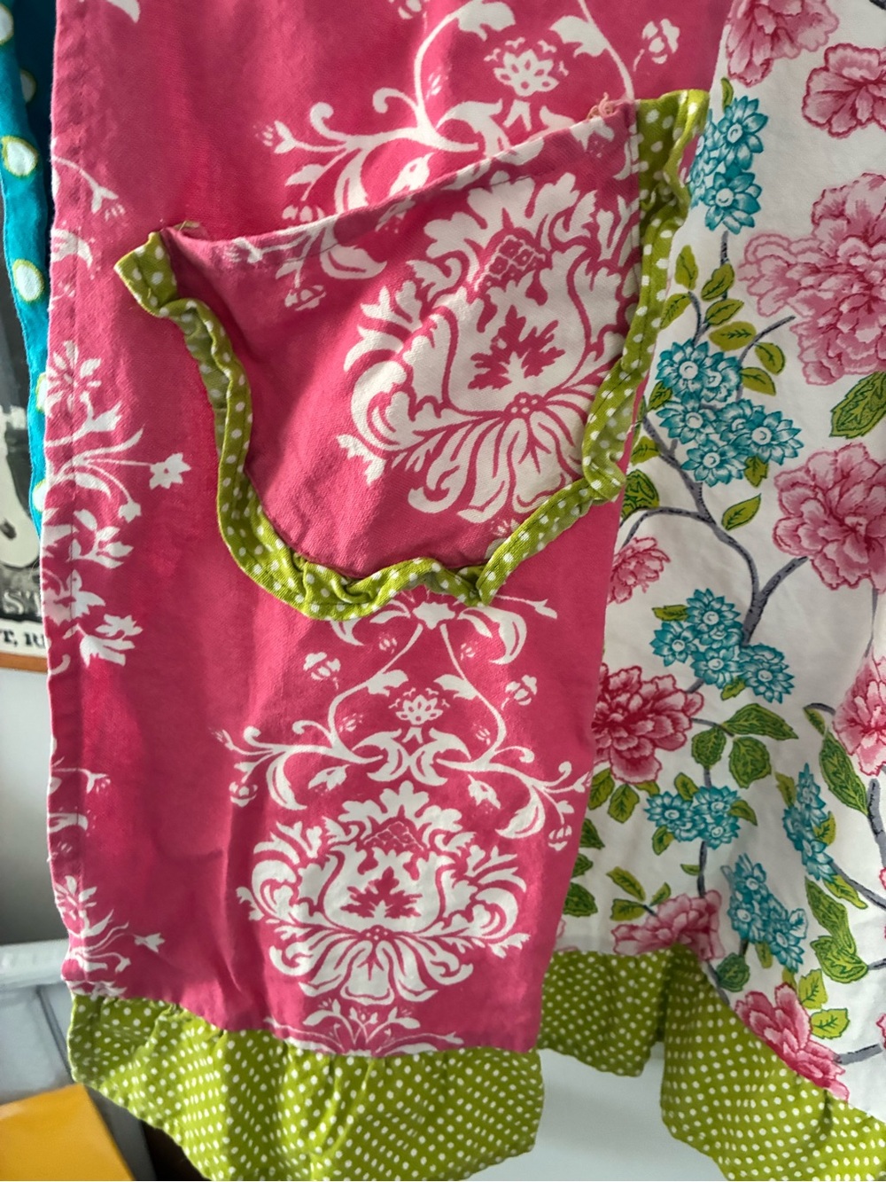 Fun apron - Picture 3 of 3